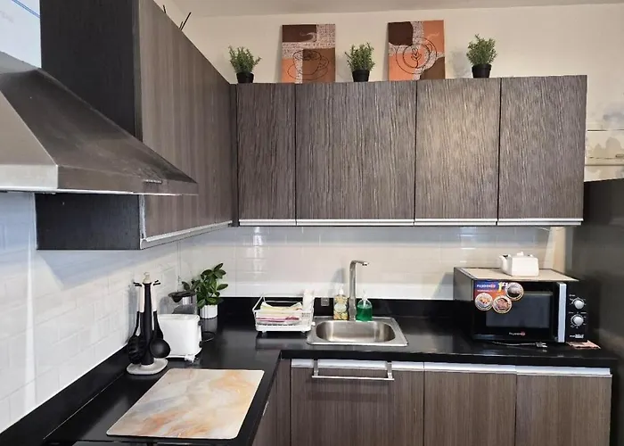 Apartamento 2Br In Makati Philippines, 3 Balconies, Free Pool & Sauna, Direct Mall Access *