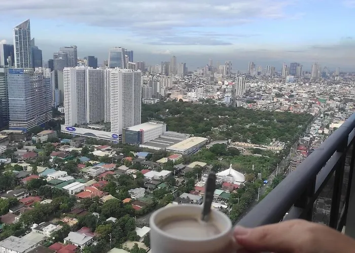 Apartamento 2Br In Makati Philippines, 3 Balconies, Free Pool & Sauna, Direct Mall Access *