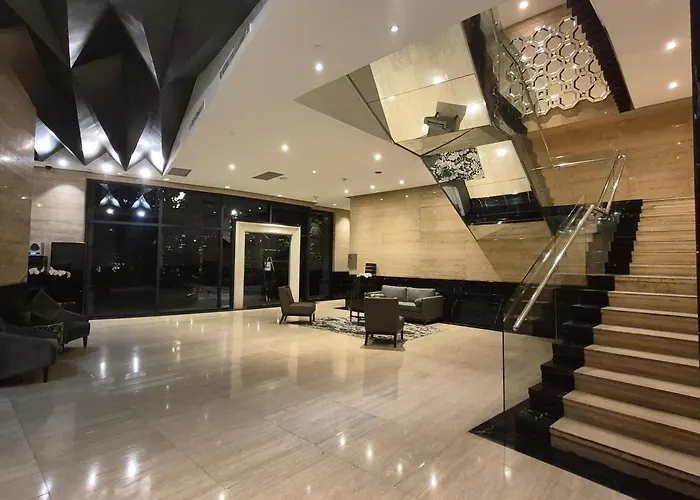 2Br In Makati Philippines, 3 Balconies, Free Pool & Sauna, Direct Mall Access Apartamento