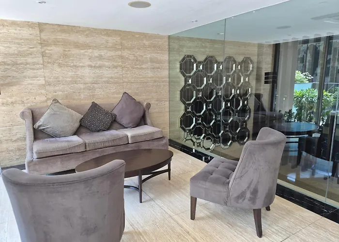 2Br In Makati Philippines, 3 Balconies, Free Pool & Sauna, Direct Mall Access