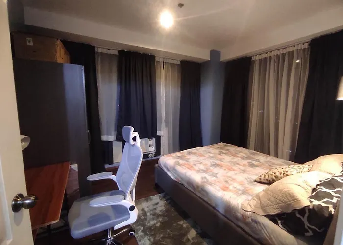 2Br In Makati Philippines, 3 Balconies, Free Pool & Sauna, Direct Mall Access * Manila