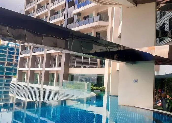 2Br In Makati Philippines, 3 Balconies, Free Pool & Sauna, Direct Mall Access