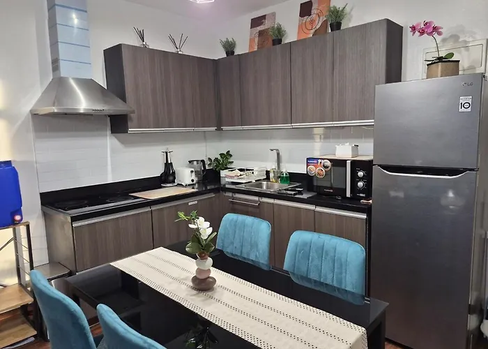 2Br In Makati Philippines, 3 Balconies, Free Pool & Sauna, Direct Mall Access Apartamento Manila